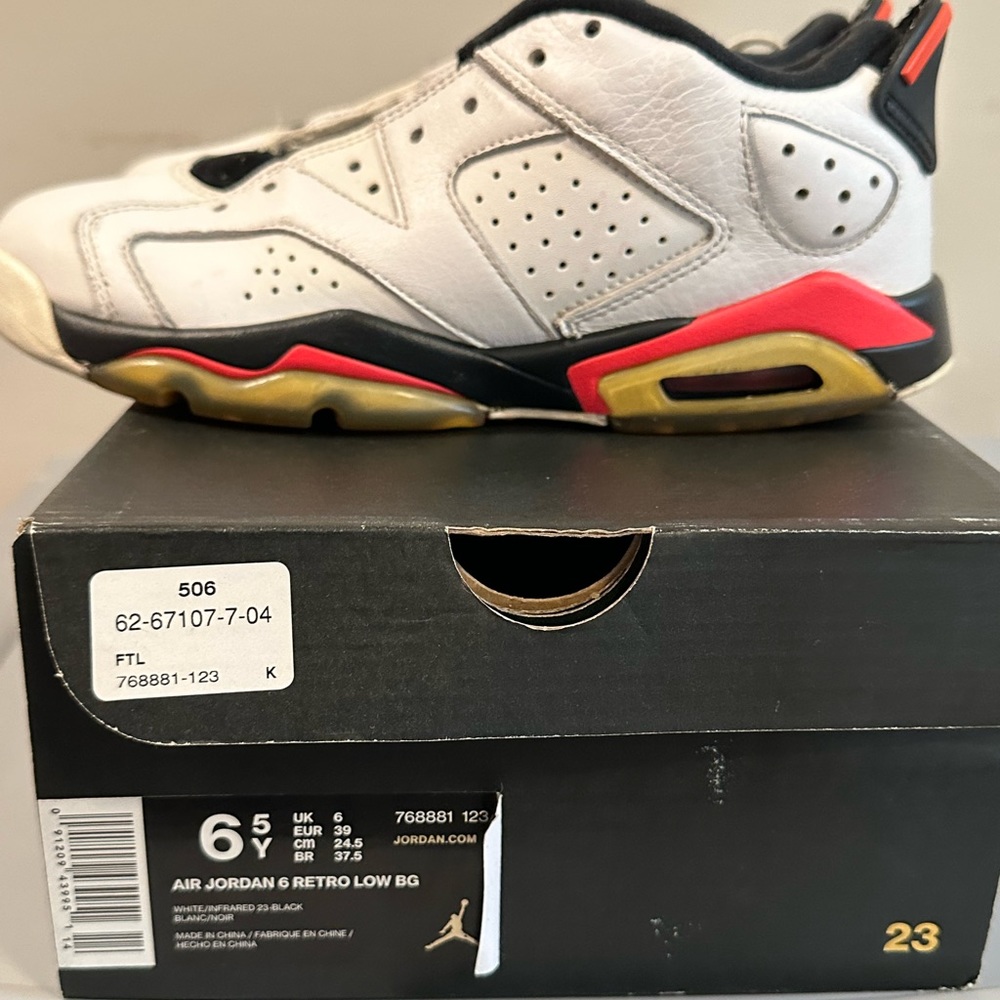 Retro 6s
